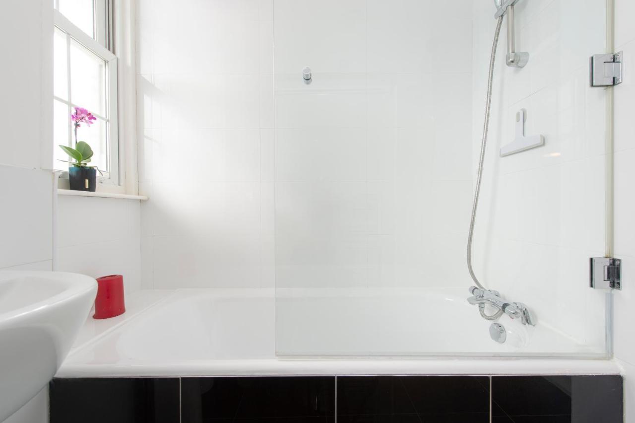 Tower Bridge Exclusive Two Bedroom Apartment Лондон Екстер'єр фото
